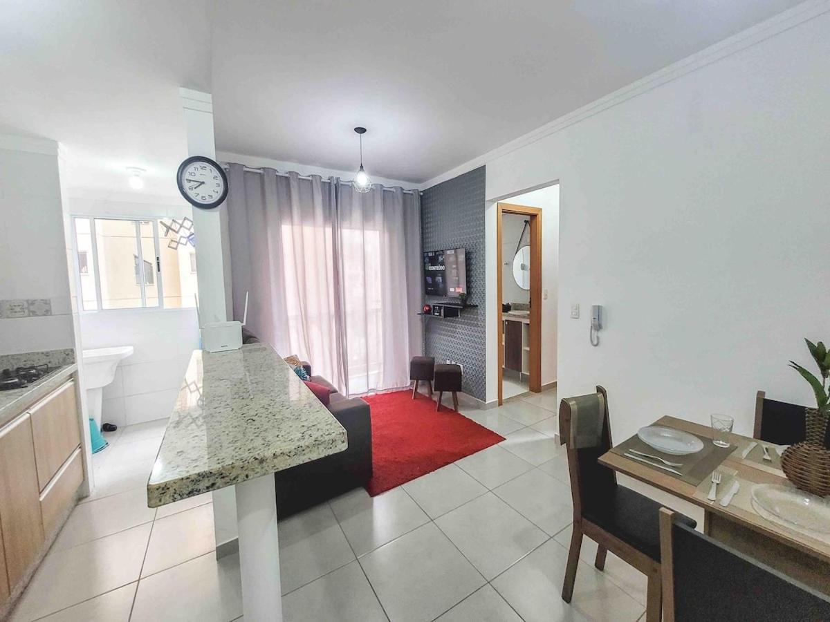 Poços de Caldas Bem No Centro, Cozinha Completa, Varanda E Garagem מראה חיצוני תמונה